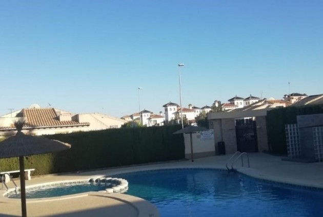 Aus zweiter Hand - Wohnung -
Orihuela Costa - Costa Blanca