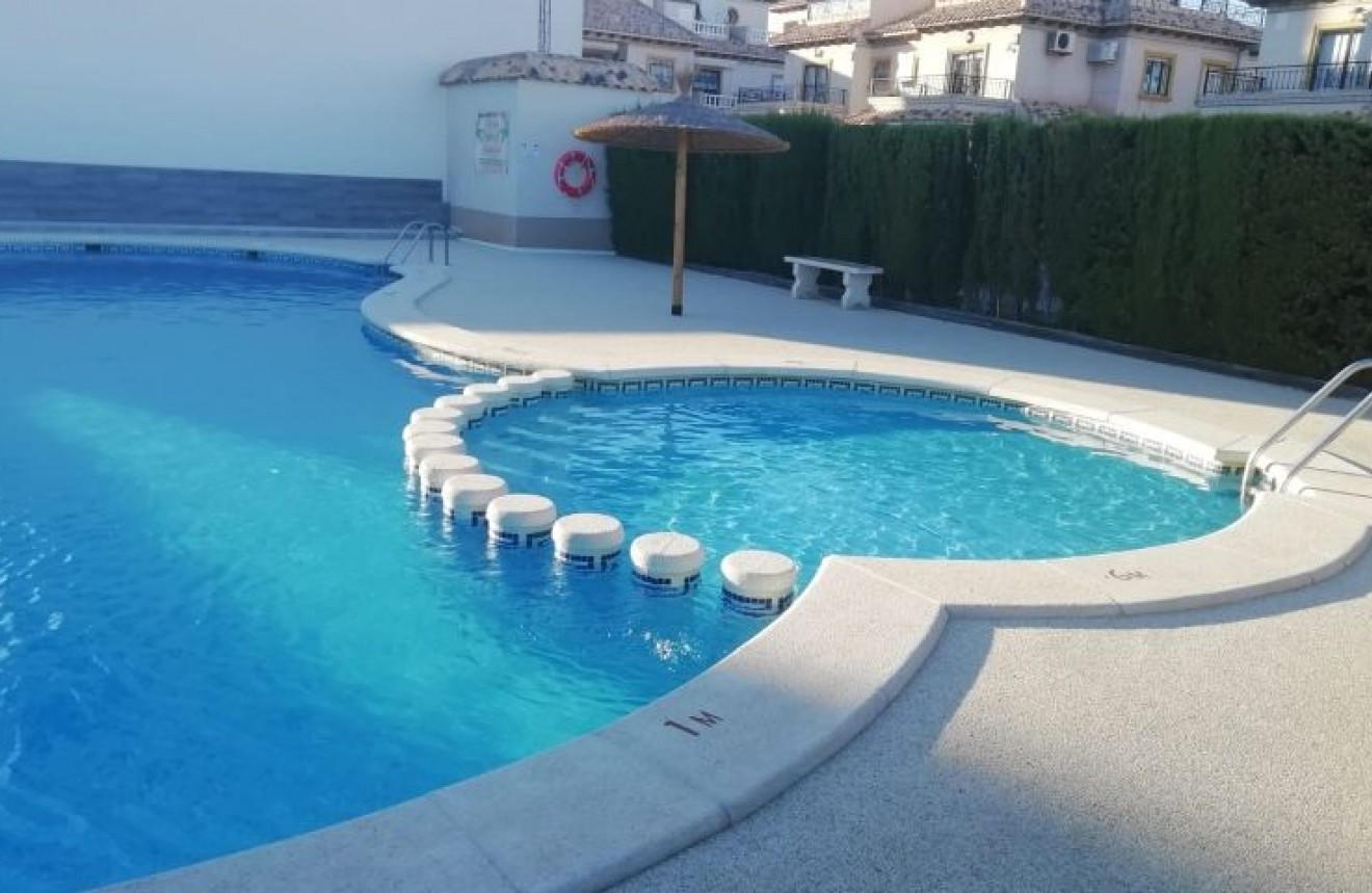 Aus zweiter Hand - Wohnung -
Orihuela Costa - Costa Blanca