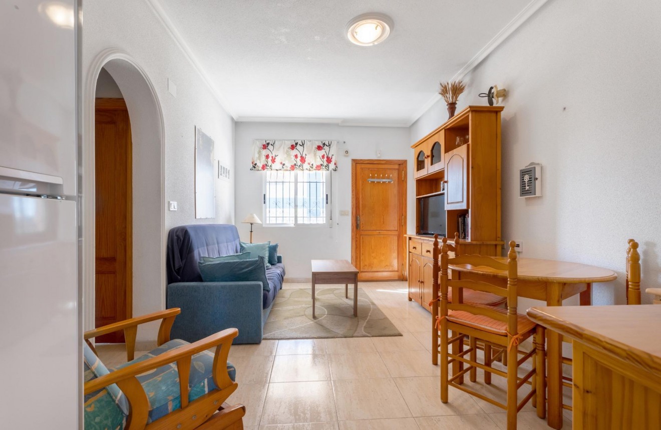 Aus zweiter Hand - Bungalow -
Torrevieja - aguas nuevas