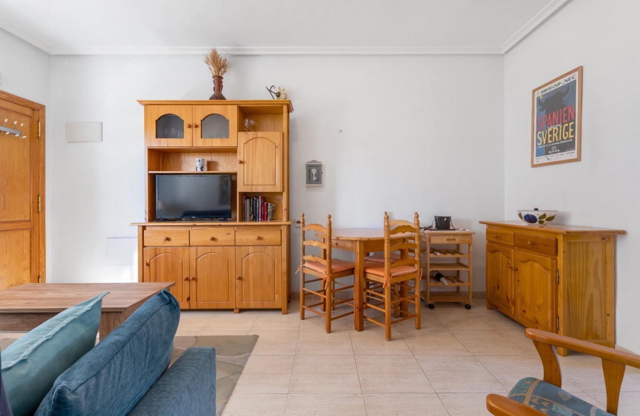 Aus zweiter Hand - Bungalow -
Torrevieja - aguas nuevas