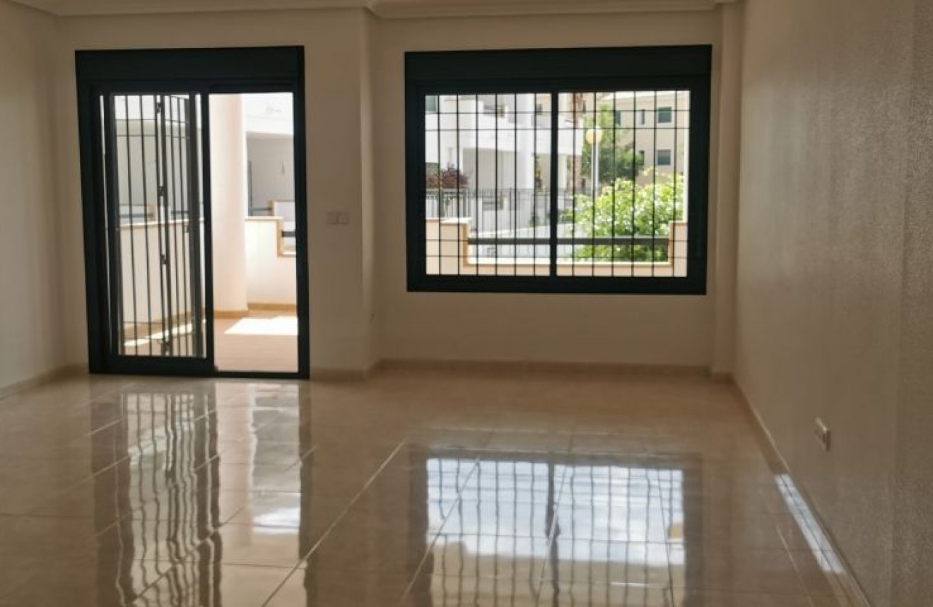 Segunda mano - Apartamento / piso -
Orihuela Costa - Costa Blanca