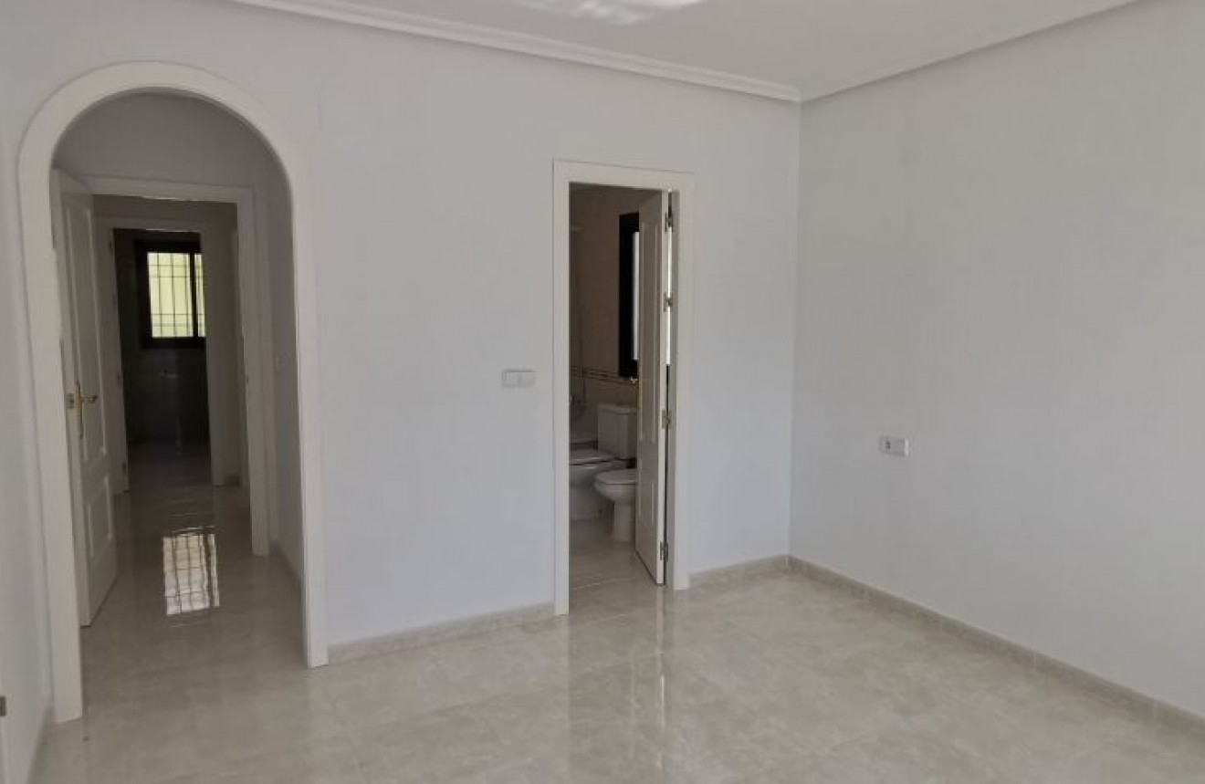 Segunda mano - Apartamento / piso -
Orihuela Costa - Costa Blanca