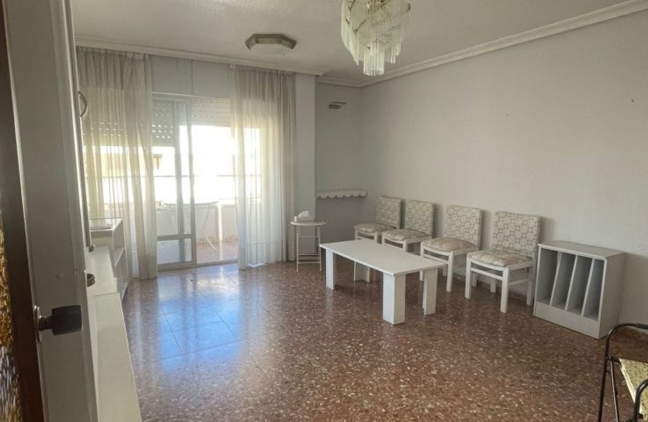 Aus zweiter Hand - Wohnung -
Torrevieja - Costa Blanca