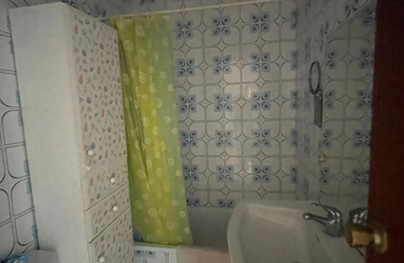 Segunda mano - Apartamento / piso -
Torrevieja - Costa Blanca