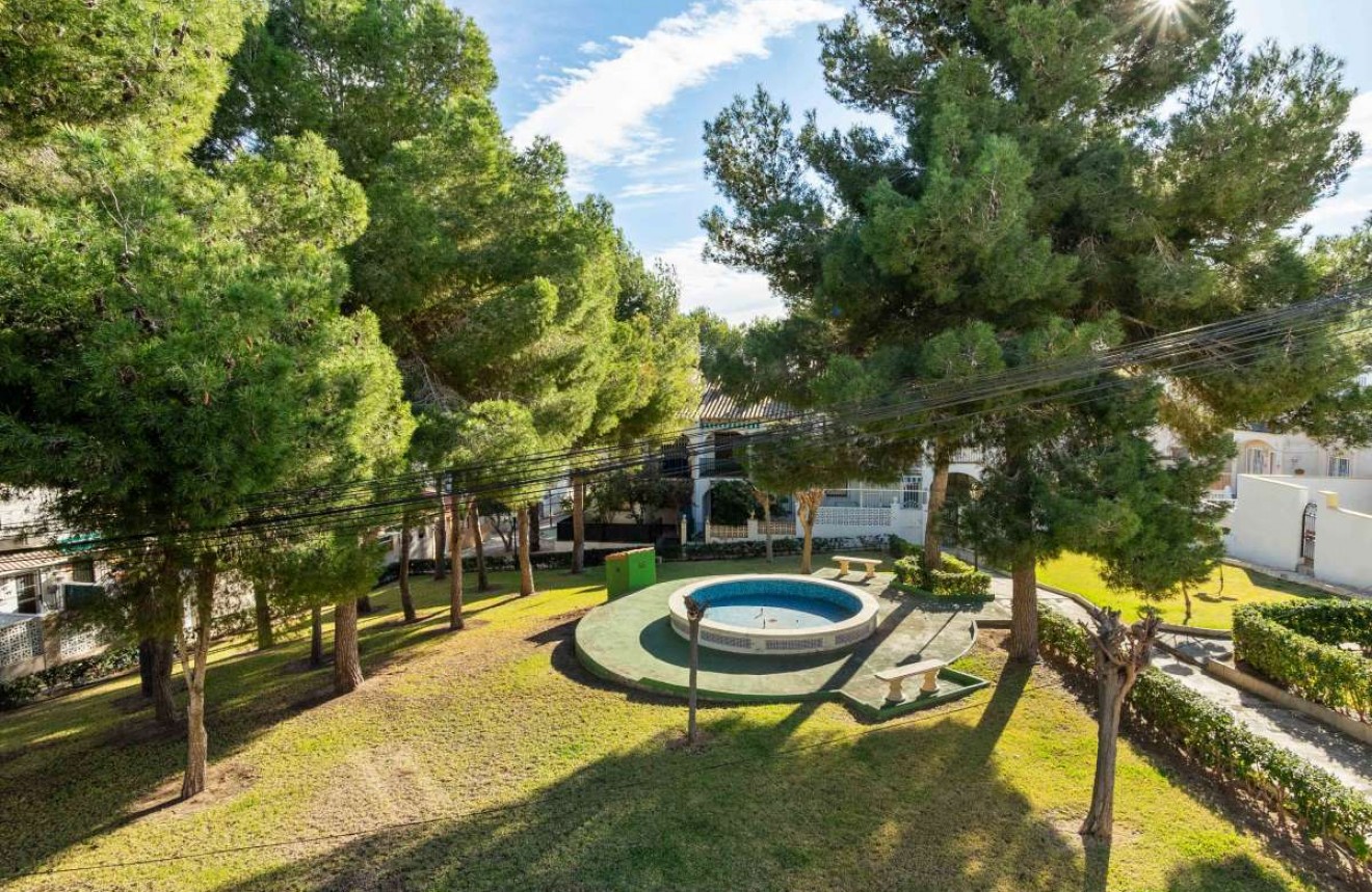 Z drugiej ręki - Bungalow -
Los Balcones - Costa Blanca