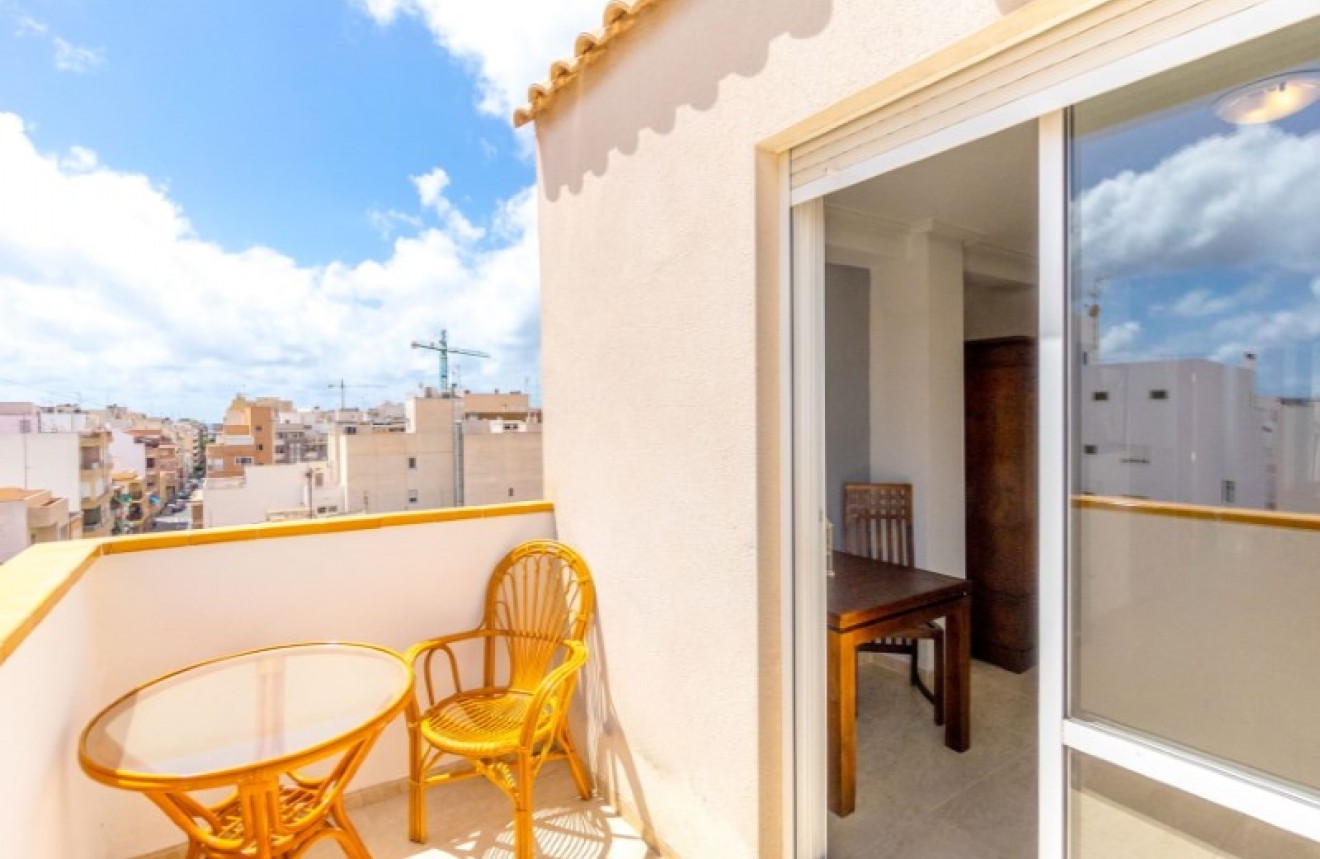 Resale - Apartment / flat -
Torrevieja - Costa Blanca