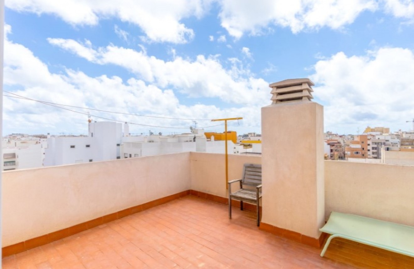 Resale - Apartment / flat -
Torrevieja - Costa Blanca