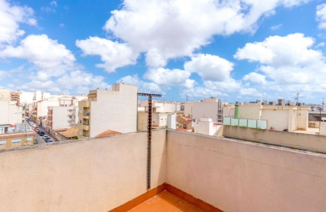 Tweedehands - Appartement / flat -
Torrevieja - Costa Blanca