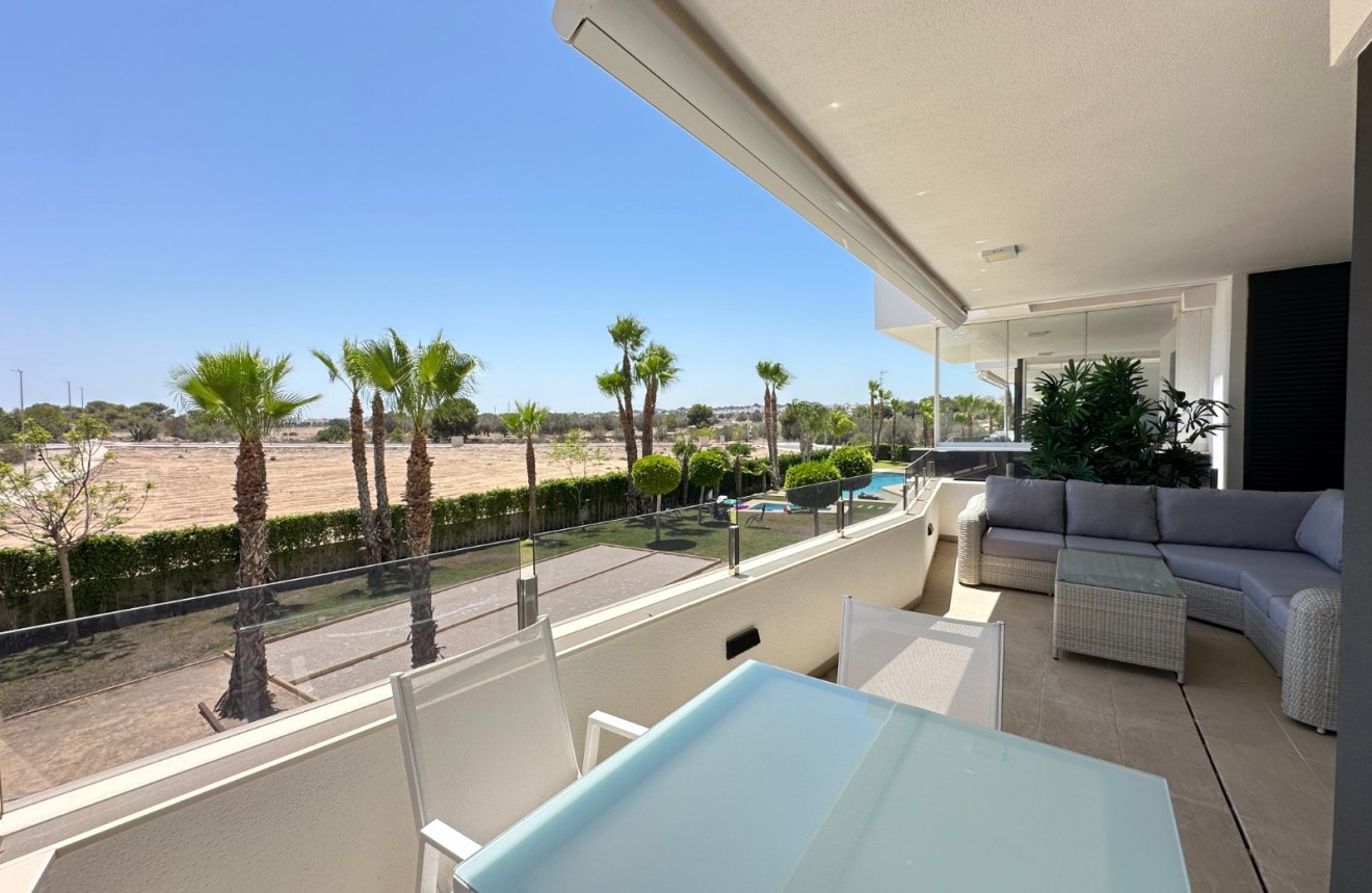 Aus zweiter Hand - Wohnung -
Orihuela Costa - Costa Blanca