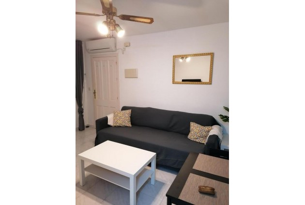 Aus zweiter Hand - Bungalow -
Torrevieja - aguas nuevas