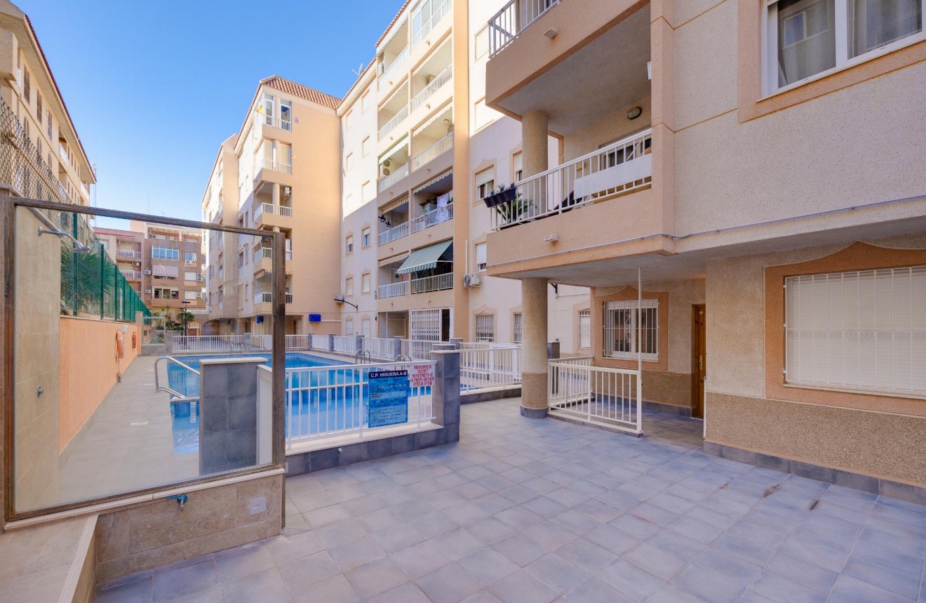 Segunda mano - Apartamento / piso -
Torrevieja - Costa Blanca