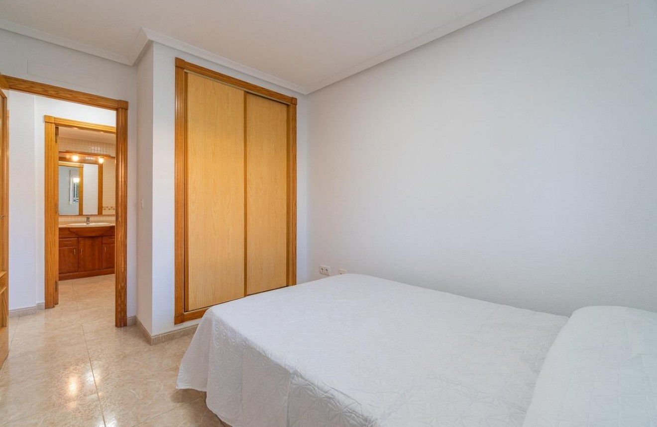 Aus zweiter Hand - Wohnung -
Orihuela Costa - Playa Flamenca