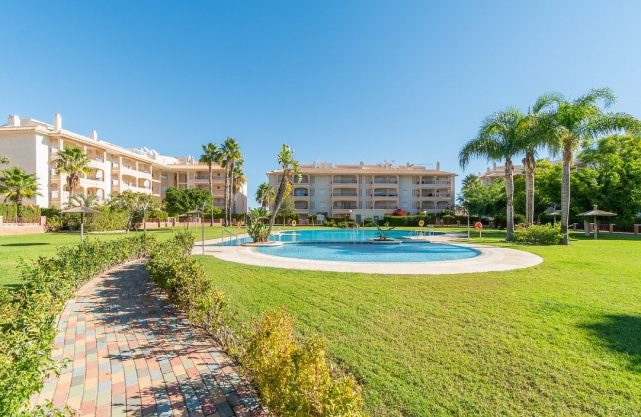 Segunda mano - Apartamento / piso -
Orihuela Costa - Playa Flamenca