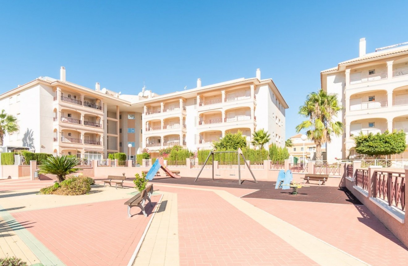 Aus zweiter Hand - Wohnung -
Orihuela Costa - Playa Flamenca