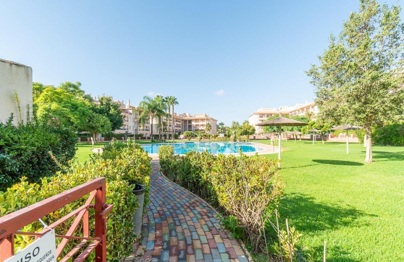 Aus zweiter Hand - Wohnung -
Orihuela Costa - Playa Flamenca