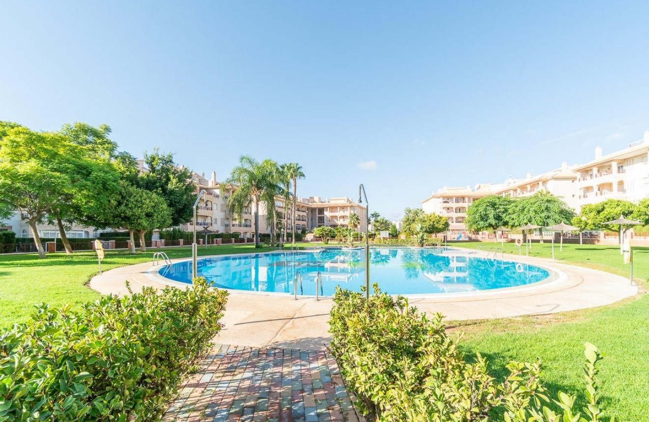 Aus zweiter Hand - Wohnung -
Orihuela Costa - Playa Flamenca