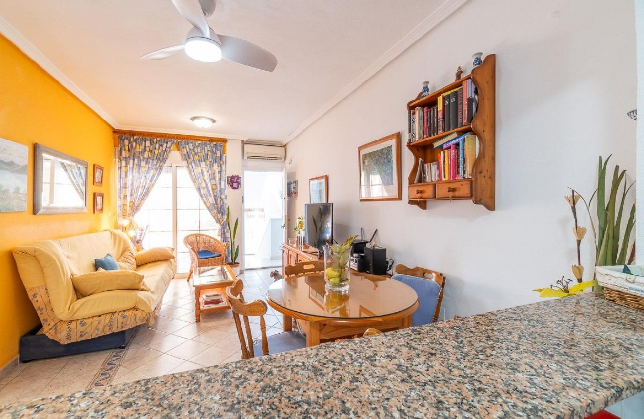 Aus zweiter Hand - Wohnung -
Orihuela Costa - La Zenia