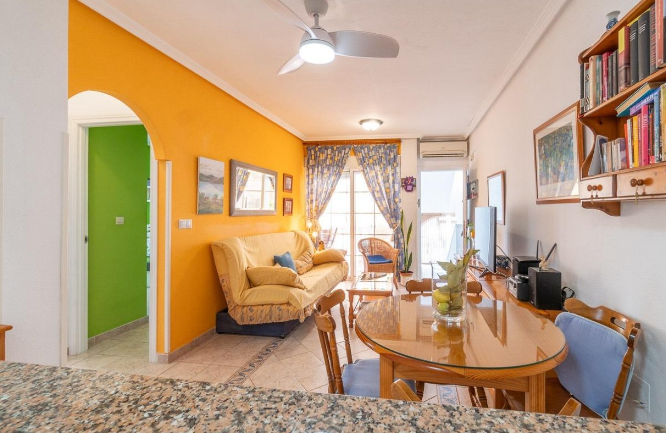 Aus zweiter Hand - Wohnung -
Orihuela Costa - La Zenia