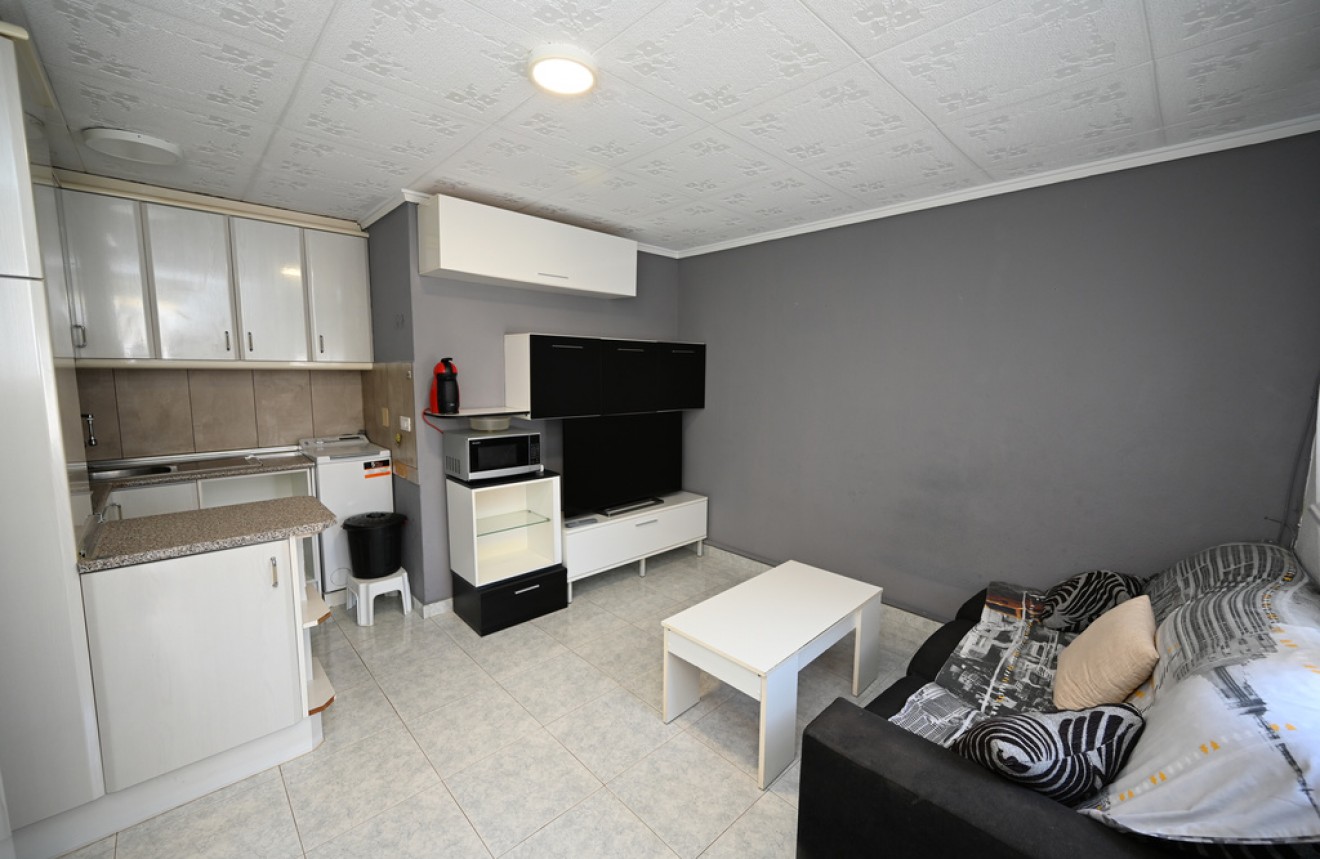 Z drugiej ręki - Bungalow -
Torrevieja - Costa Blanca