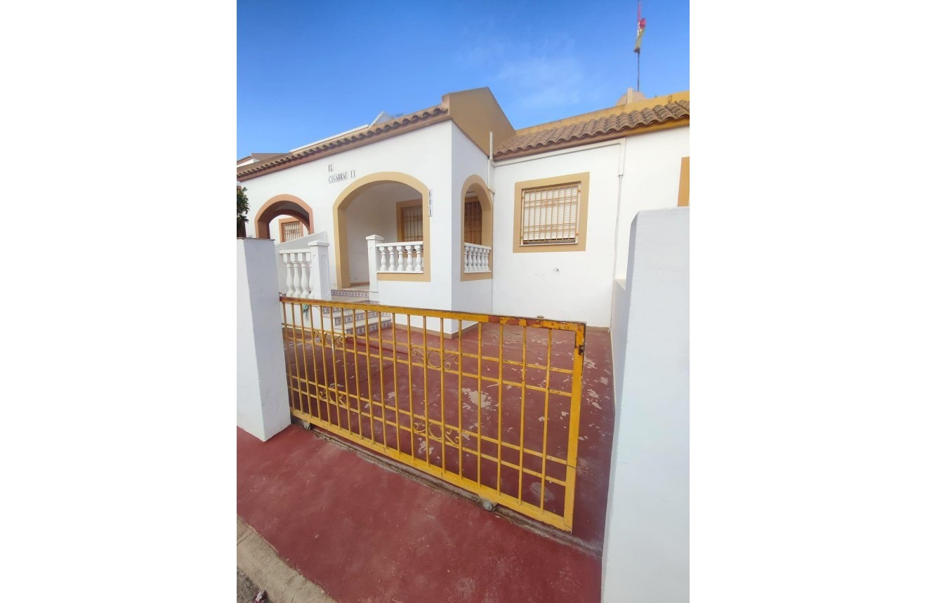 Aus zweiter Hand - Bungalow -
Torrevieja - Torretas