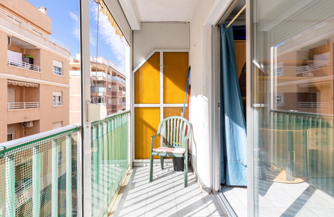 Aus zweiter Hand - Wohnung -
Torrevieja - Centro