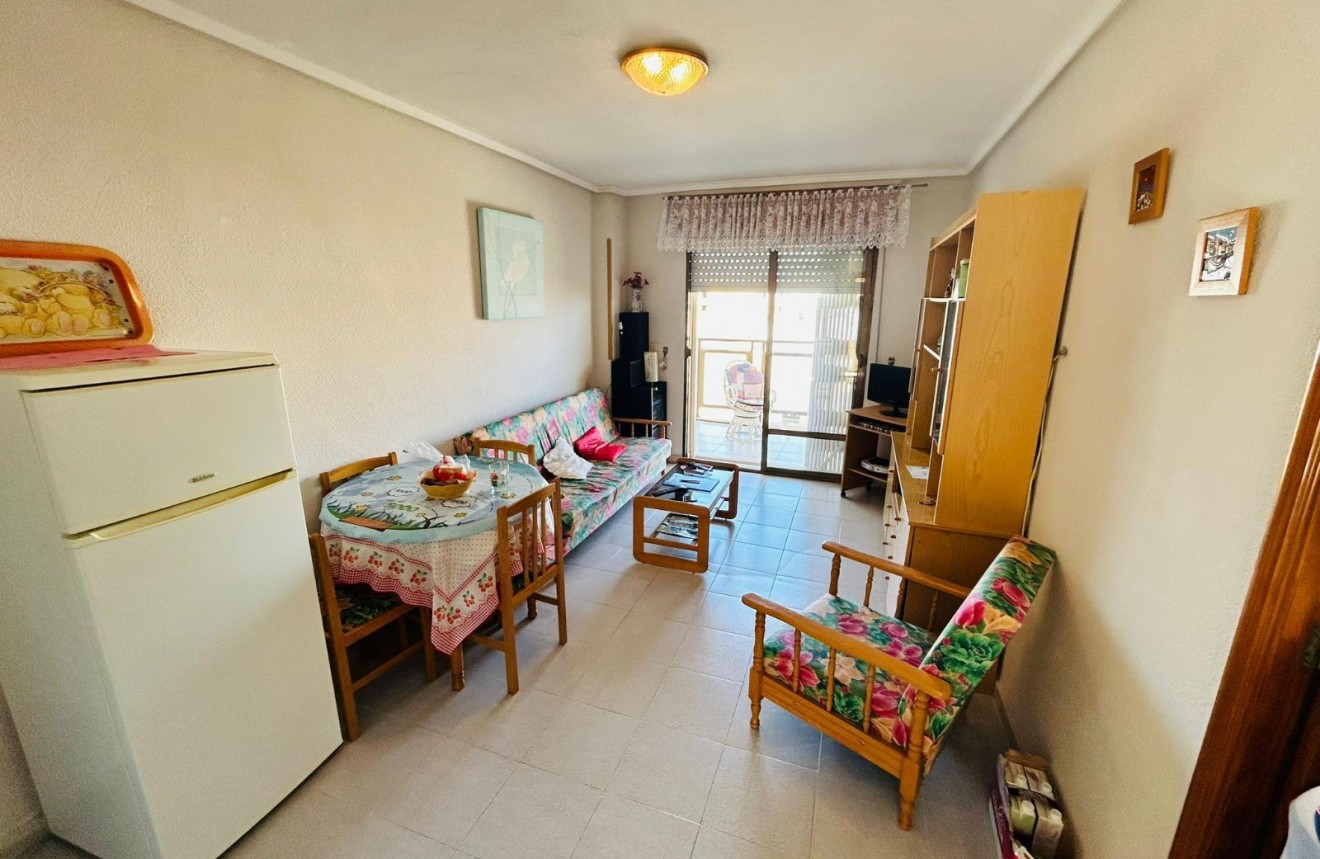 Resale - Apartment / flat -
El Chaparral - Inland