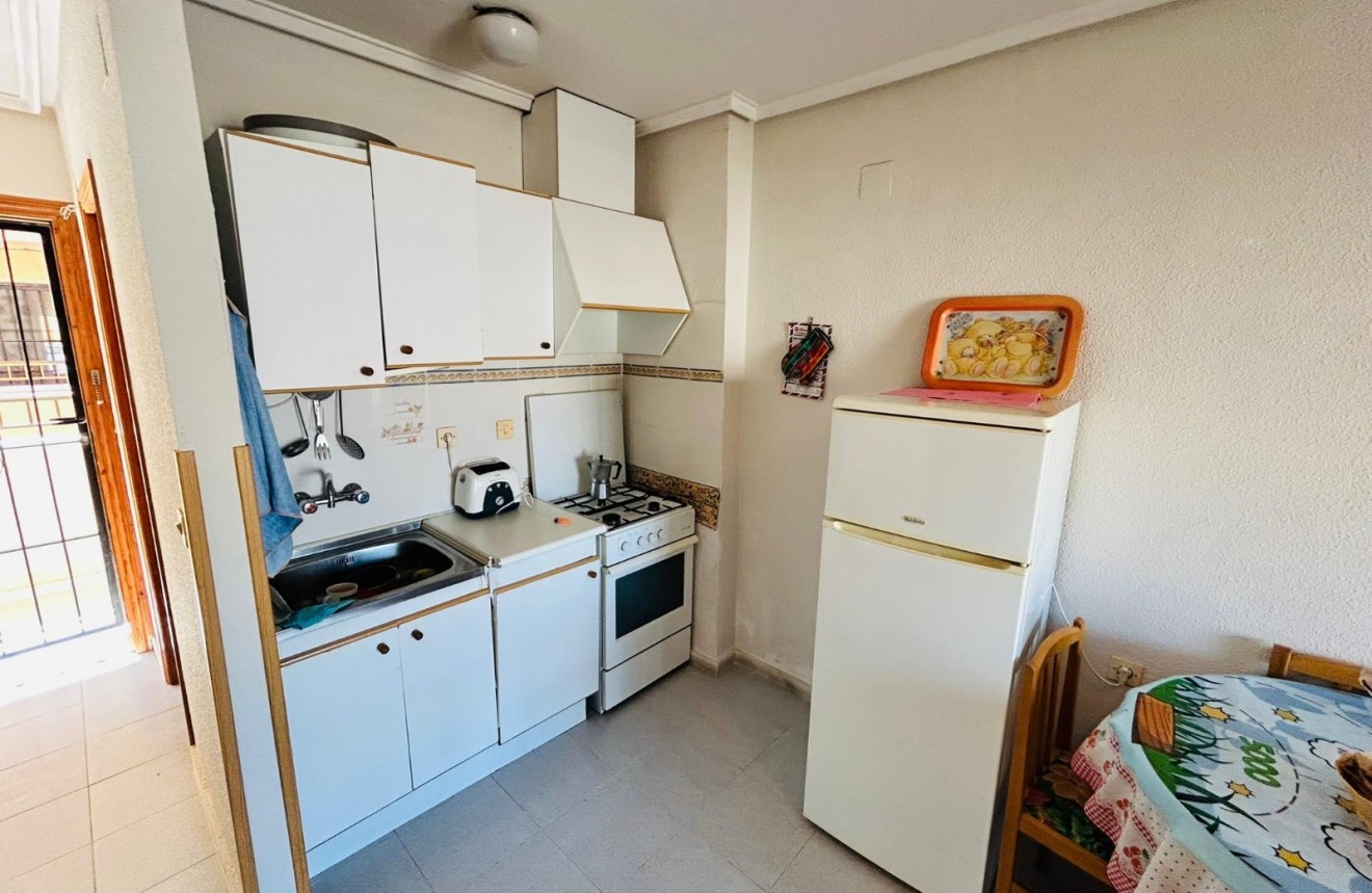 Tweedehands - Appartement / flat -
El Chaparral - Inland