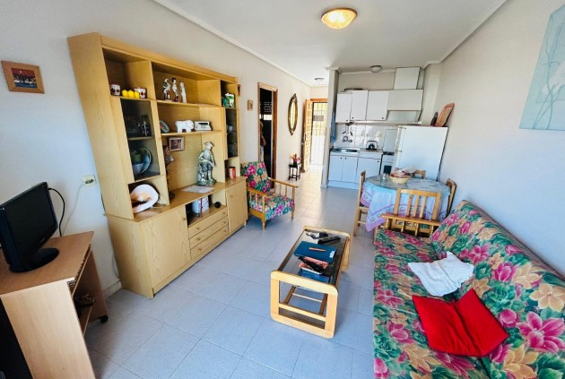 Tweedehands - Appartement / flat -
El Chaparral - Inland