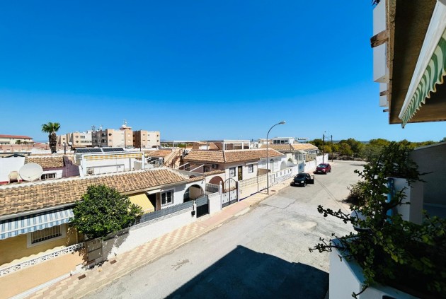 Resale - Apartment / flat -
El Chaparral - Inland