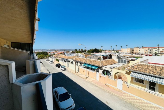 Tweedehands - Appartement / flat -
El Chaparral - Inland