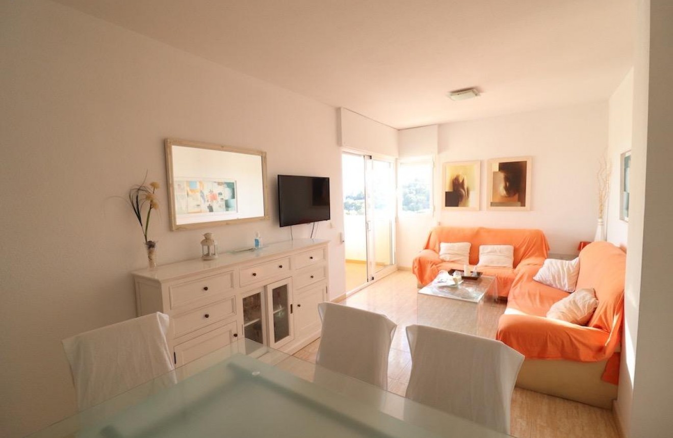 Aus zweiter Hand - Wohnung -
Orihuela Costa - Costa Blanca