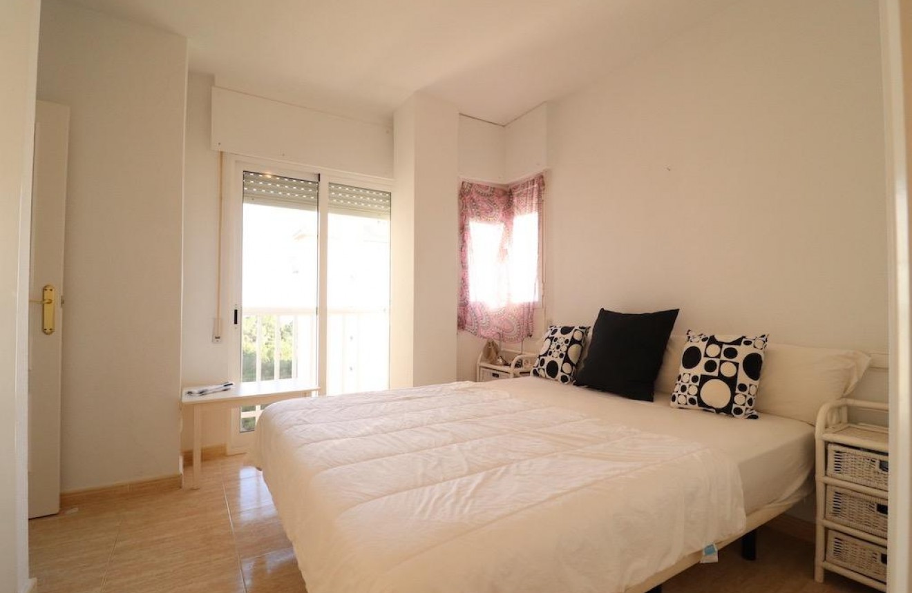 Aus zweiter Hand - Wohnung -
Orihuela Costa - Costa Blanca