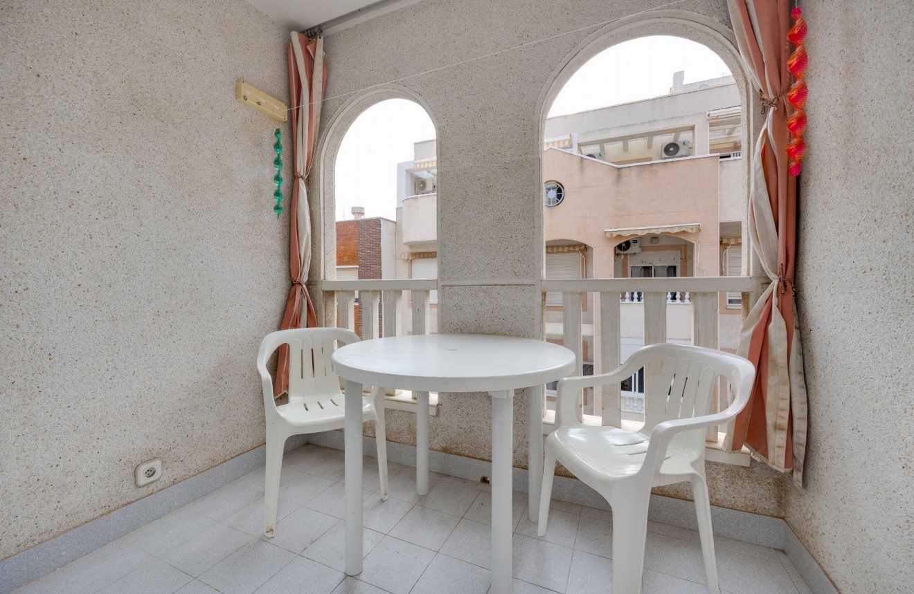 D'occasion - Appartement -
Torrevieja - Costa Blanca