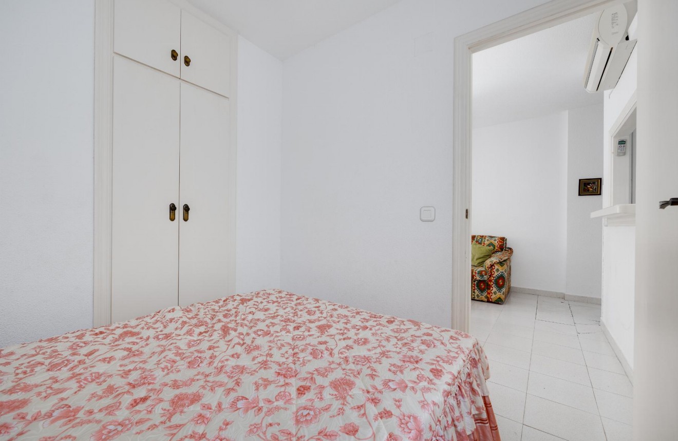 D'occasion - Appartement -
Torrevieja - Costa Blanca