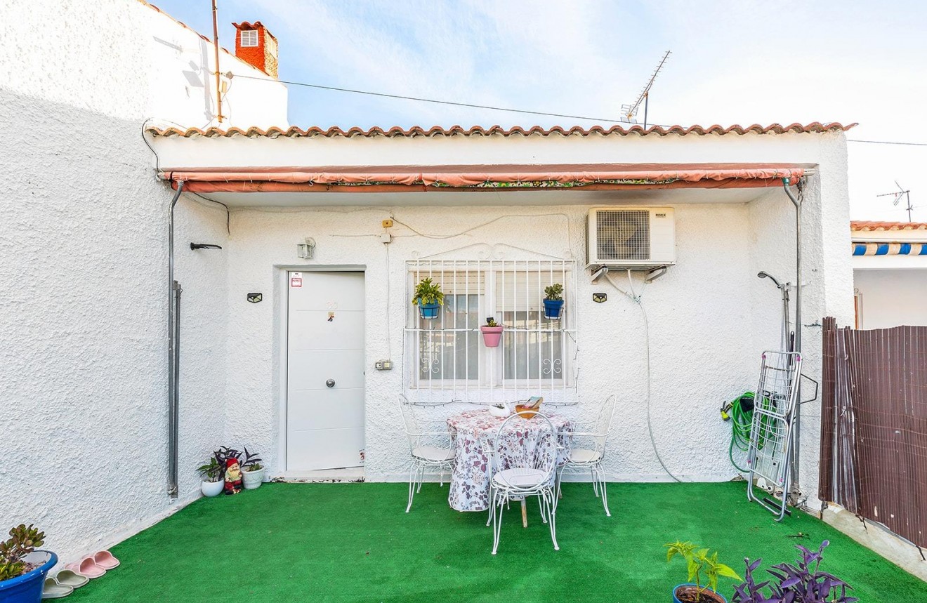 Aus zweiter Hand - Bungalow -
Torrevieja - Torretas