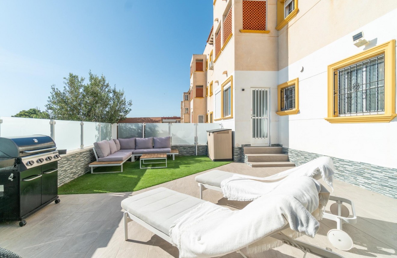 Aus zweiter Hand - Wohnung -
Orihuela Costa - Lomas de Cabo Roig