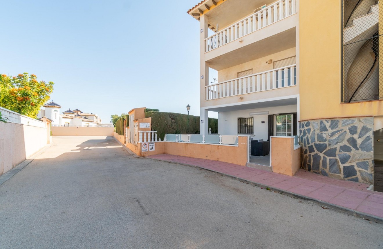 Aus zweiter Hand - Wohnung -
Orihuela Costa - Lomas de Cabo Roig