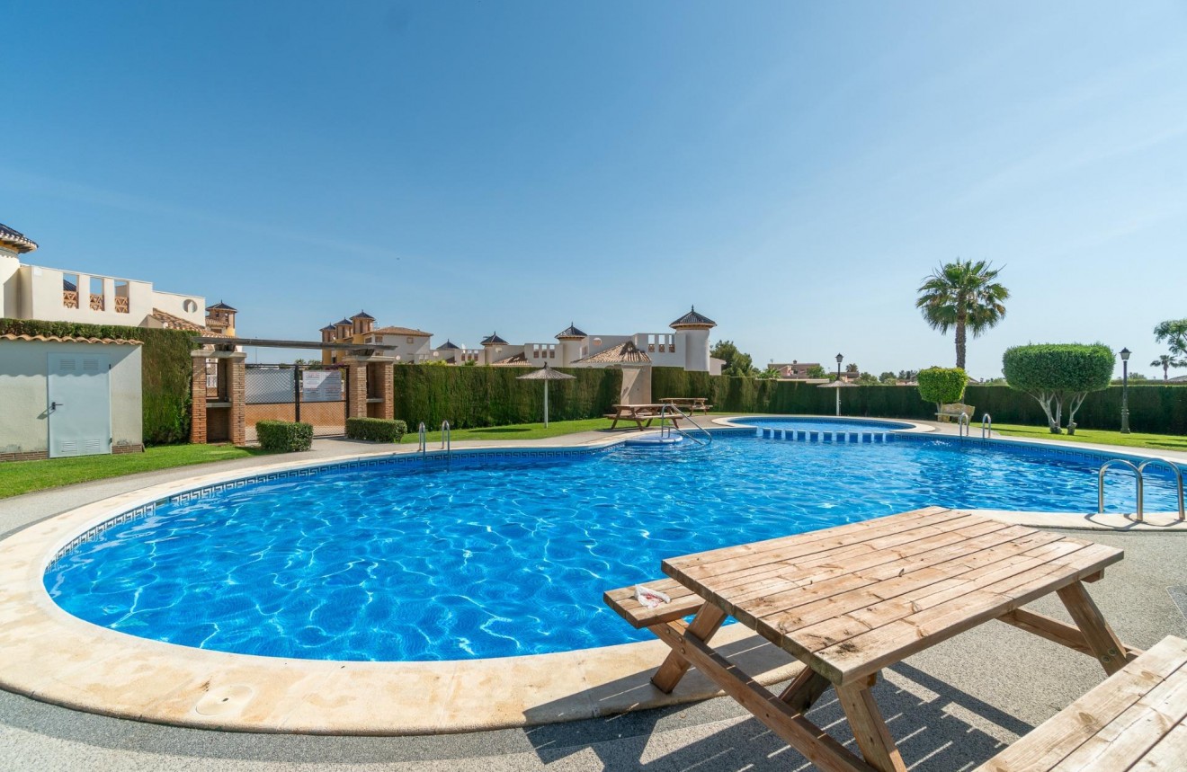 Aus zweiter Hand - Wohnung -
Orihuela Costa - Lomas de Cabo Roig