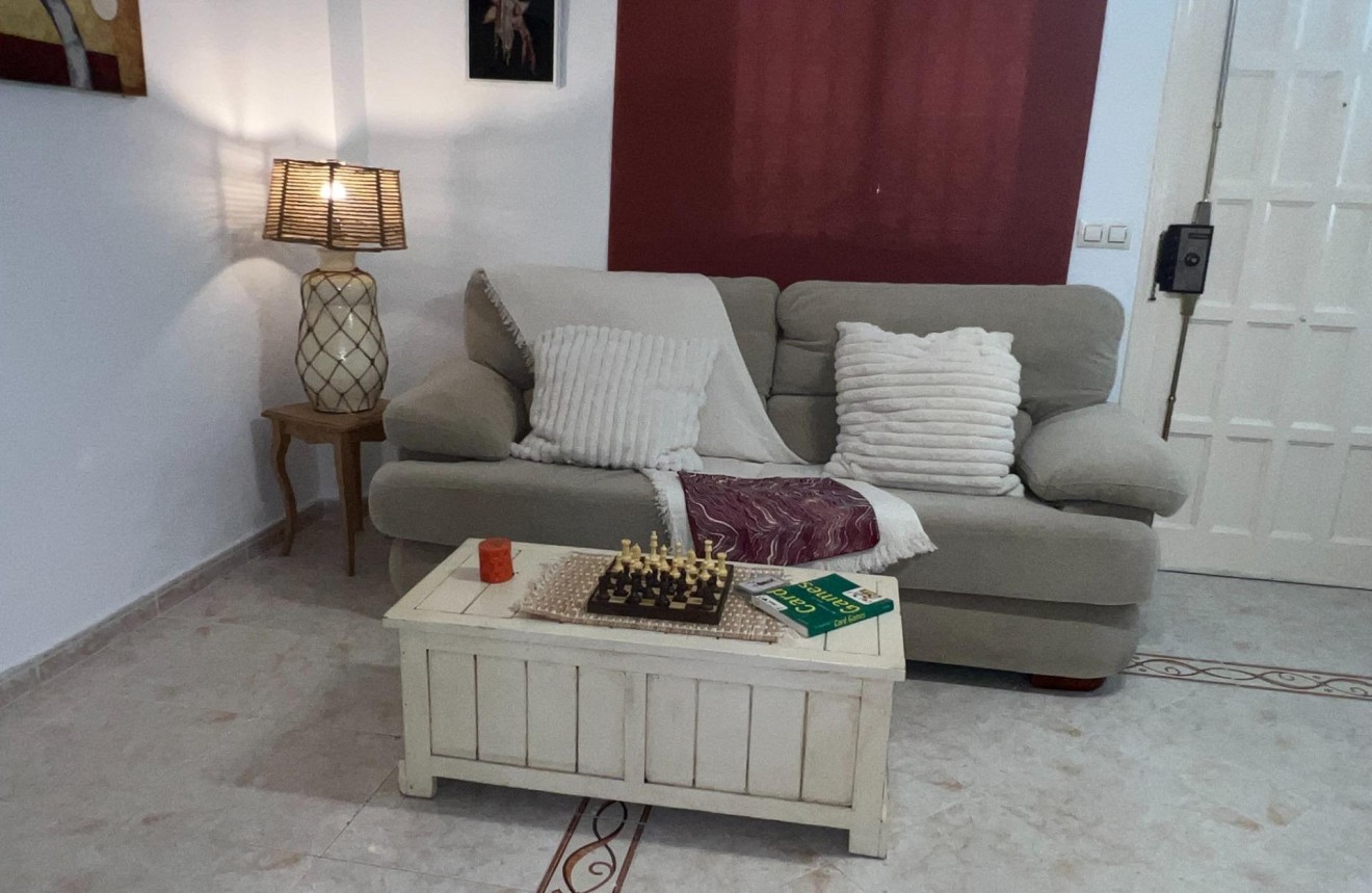 Aus zweiter Hand - Bungalow -
Torrevieja - Nueva Torrevieja