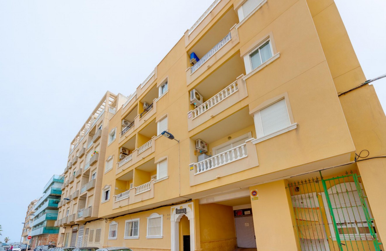 D'occasion - Appartement -
Torrevieja - Costa Blanca