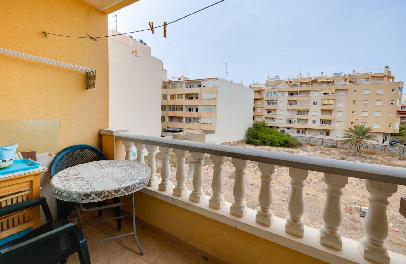 D'occasion - Appartement -
Torrevieja - Costa Blanca