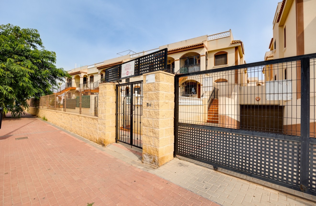 Z drugiej ręki - Bungalow -
Torrevieja - Costa Blanca