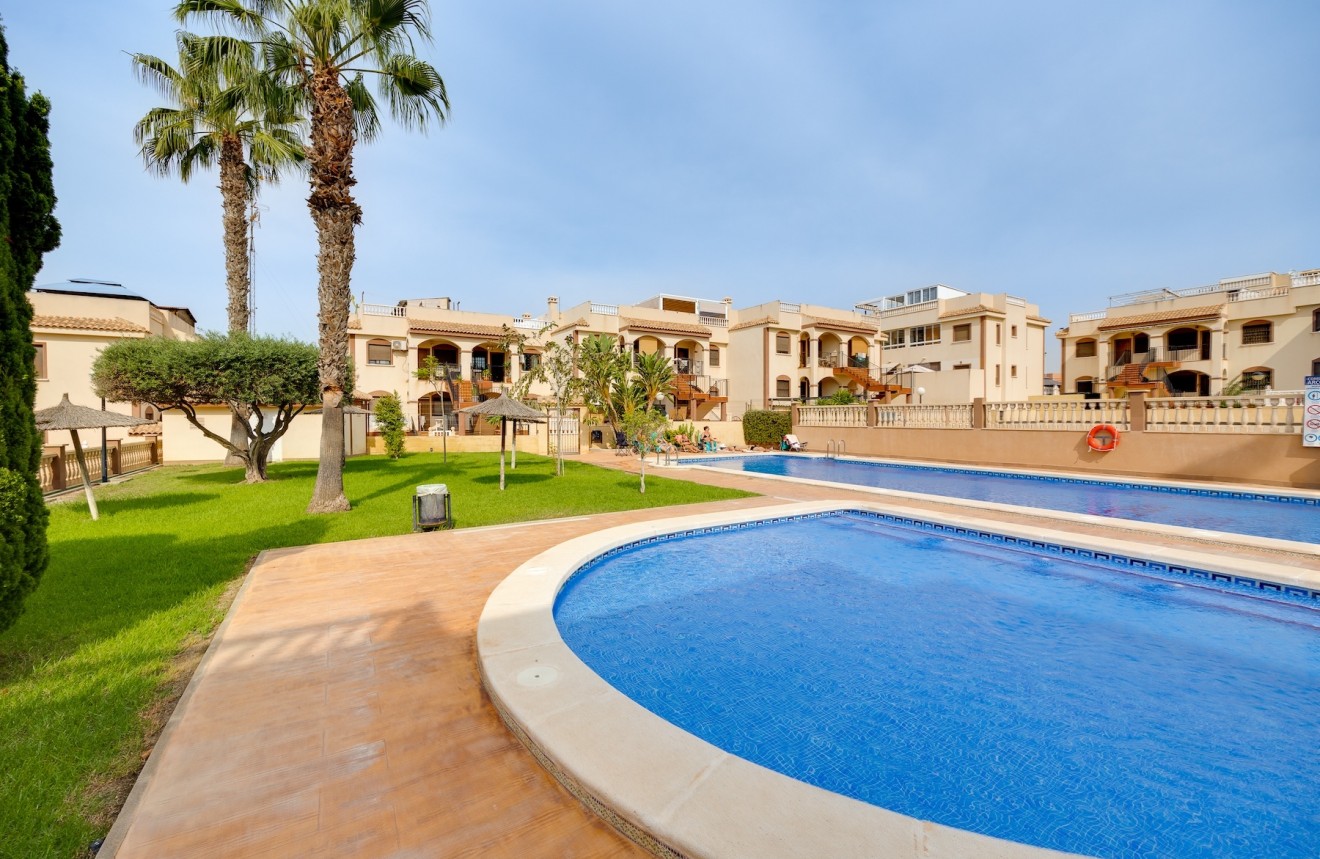 Z drugiej ręki - Bungalow -
Torrevieja - Costa Blanca