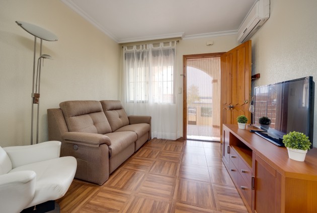 Z drugiej ręki - Bungalow -
Torrevieja - Costa Blanca