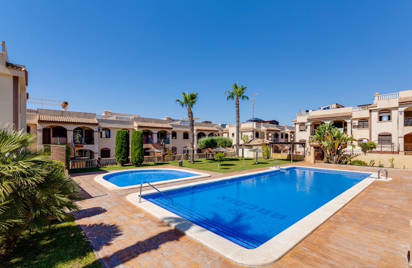 Z drugiej ręki - Bungalow -
Torrevieja - Costa Blanca