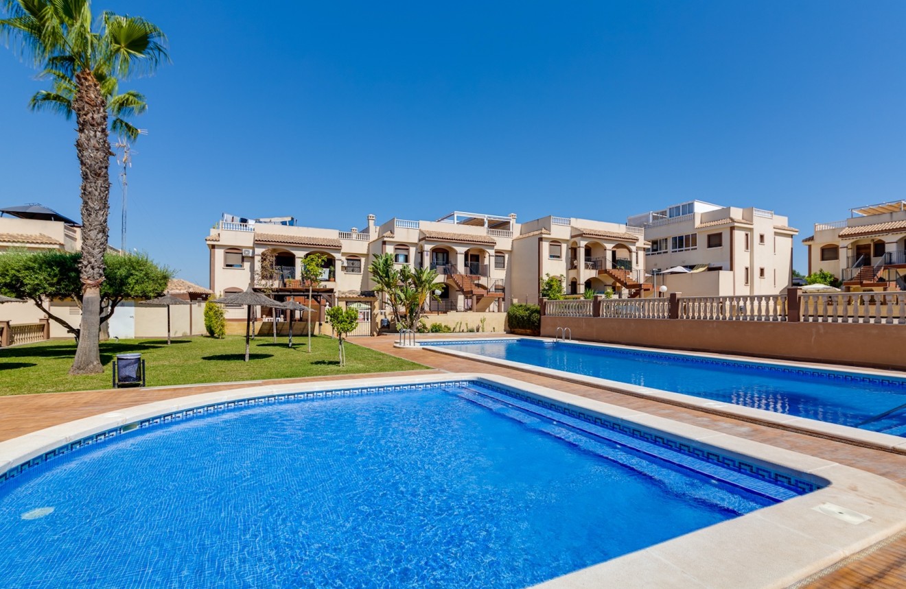 Z drugiej ręki - Bungalow -
Torrevieja - Costa Blanca