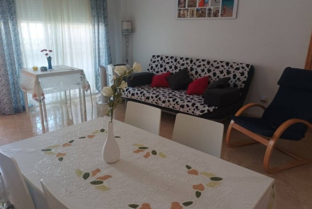 Aus zweiter Hand - Wohnung -
Daya Nueva - Av. Almoradi