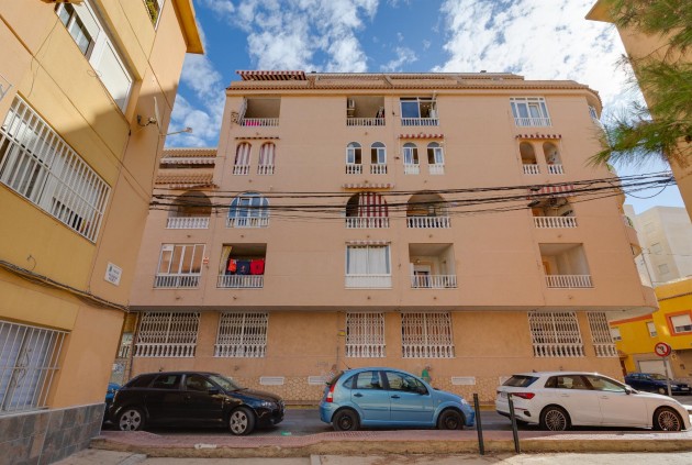 Resale - Apartment / flat -
Torrevieja - Costa Blanca