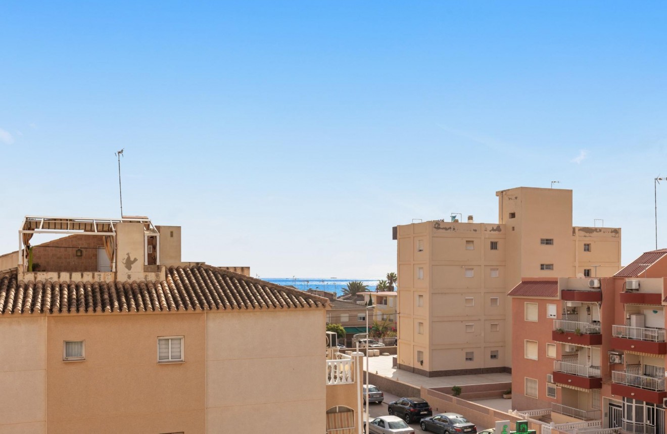 Tweedehands - Appartement / flat -
Torrevieja - La Mata