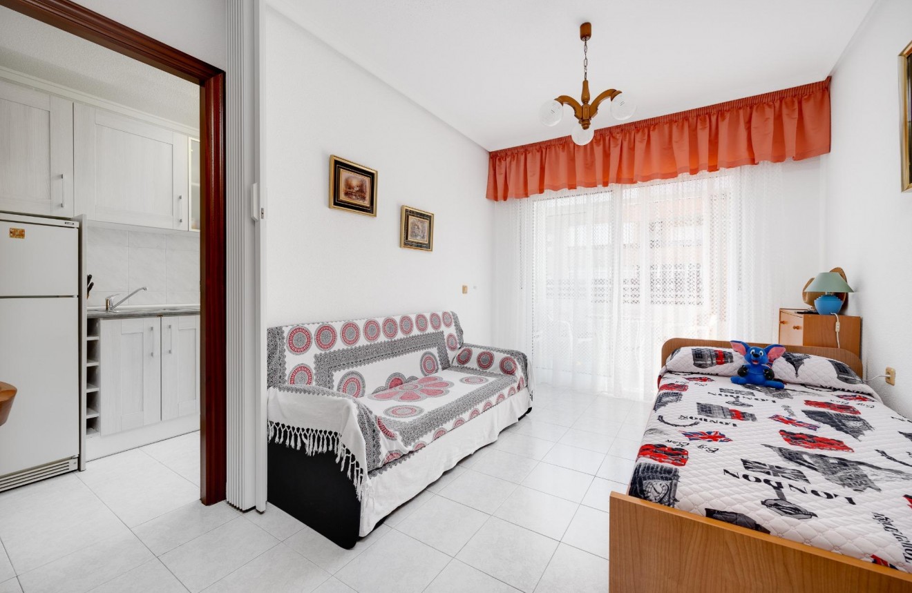 Aus zweiter Hand - Wohnung -
Torrevieja - Centro